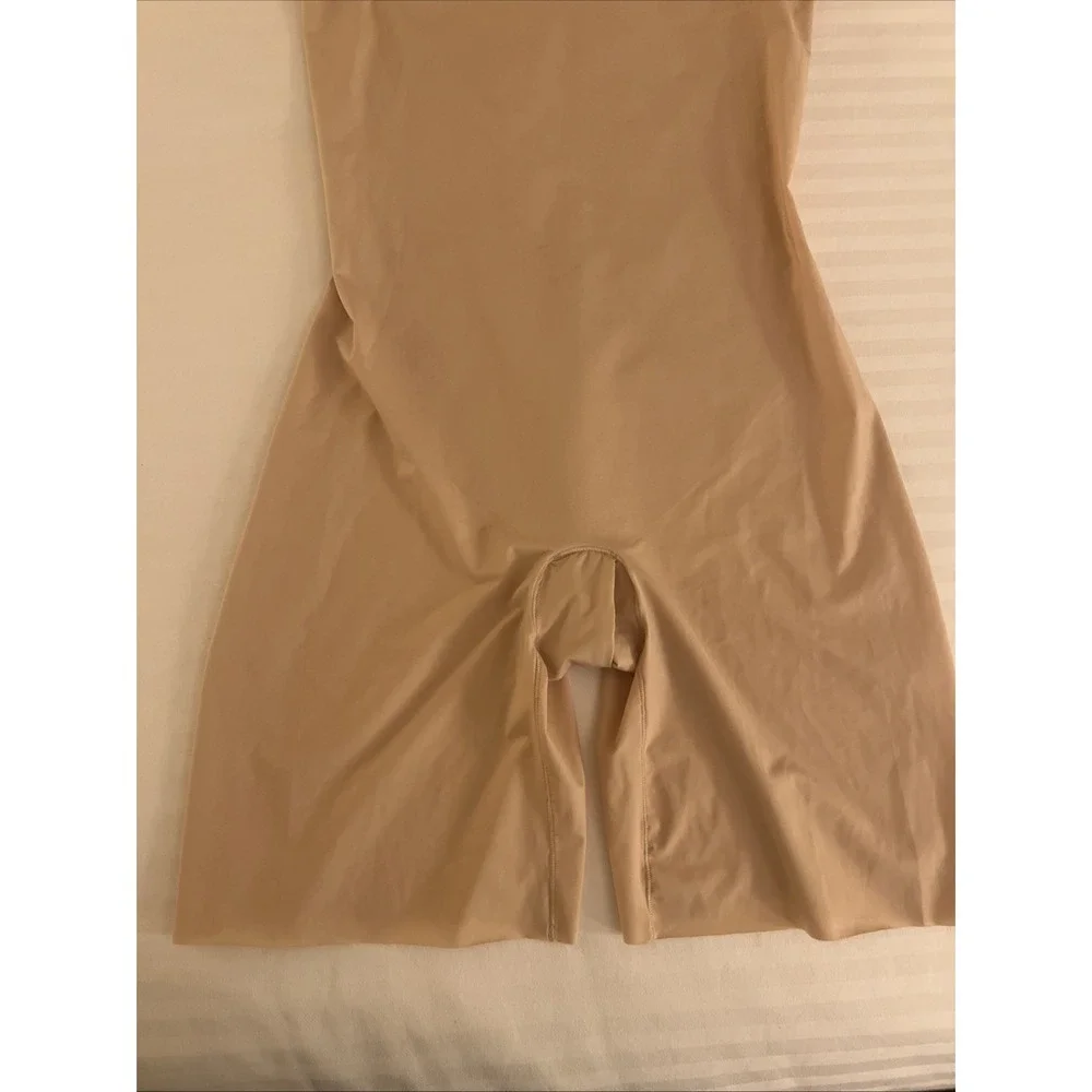 Spanx Thinstincts Open Bust Mid‎ Thigh Bodysuit Plus Size 1X Soft Nude #10021P